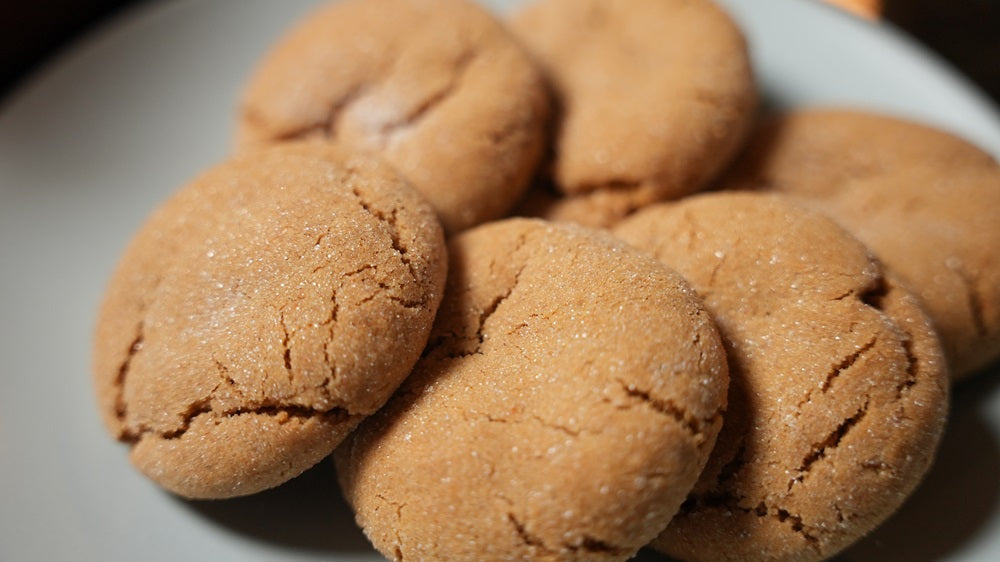 Plate of Tandoori Glory Molasses Cookies 