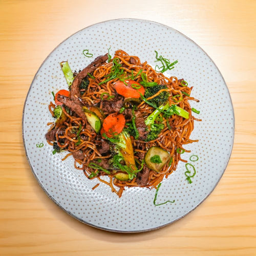 Plated of beef lo mein 