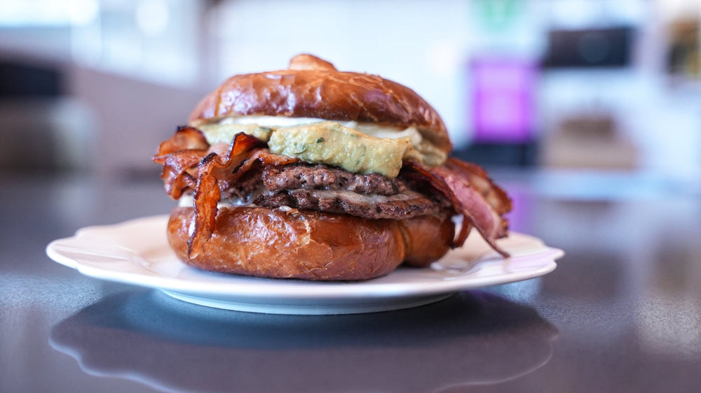 LOS ANGELES BACON AVOCADO BURGER