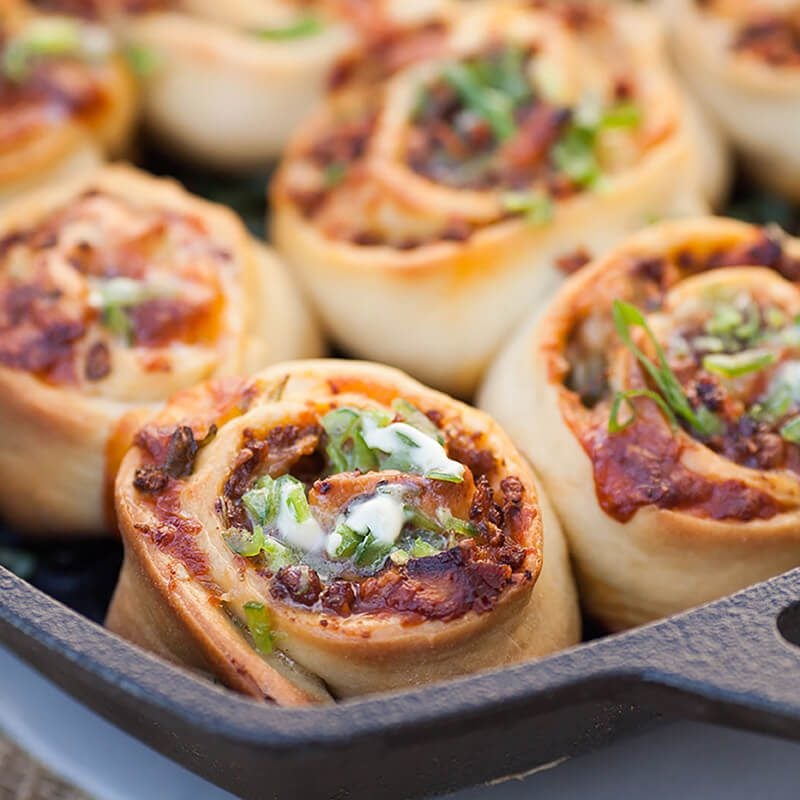 Cheesy Cheeseburger Rolls Recipe- Spiceology