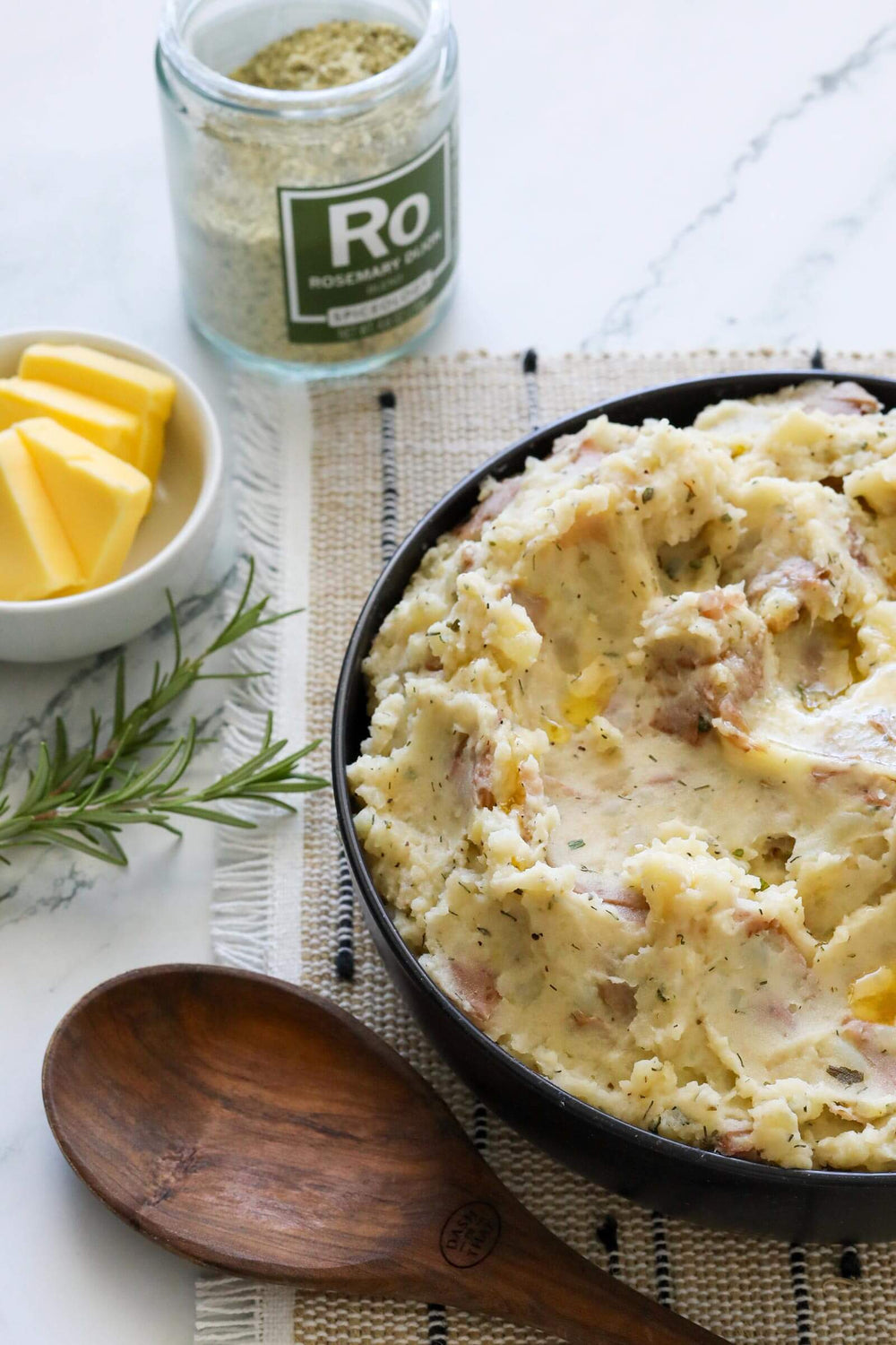 Spiceology Rosemary Dijon Garlic Mashed Red Potatoes